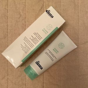 Dr. Brandt Clean Biotic Yogurt Cleanser